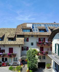 Ansitz Angerburg Blumenhotel