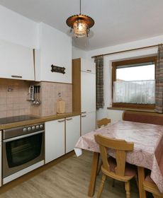 Modern Apartment in Uderns Near Ski Area