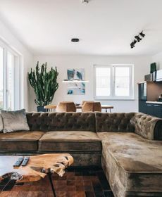 Stilvolle 4-Raumwohnung in Zentraler Lage