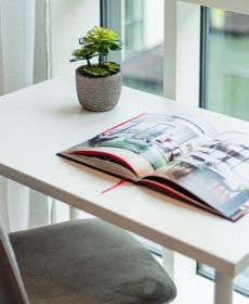 Luxurious London Home Close To Tower Bridge by Underthedoormat