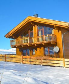 Ski-In / Ski-Out Chalet Maiskogel 17c by Alpen Apartments