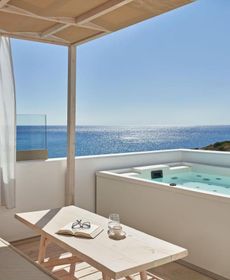 Volcano Luxury Suites Milos (Adults Only)
