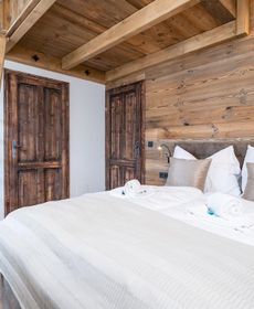 Quaint Chalet Near Skiing Area in Katschberghöhe