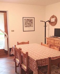 Lovely Chalet in Pozza di Fassa with Garden