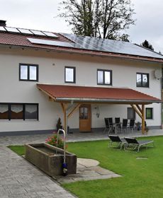 Spacious Apartment on a Farm in the Bavarian Forest