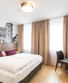 Hotel Porta Nigra