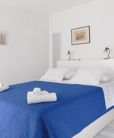 Stunning Apartment in Stari Grad W/ Wifi