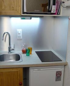 Neat Studio in a Large Chalet 1 Km Away From the Nice Center