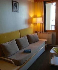 Belle Plagne Apartment on Slopes for 6 People of 35m2 Th119