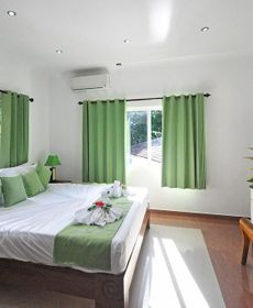 Yasad Luxury Beach Residence