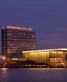 Mövenpick Hotel Amsterdam City Centre