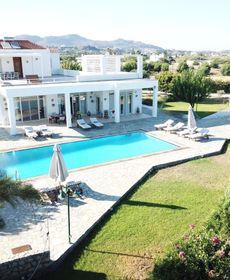 Belvedere Beachfront Villa