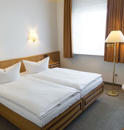 Hotel Schaper.Doppelzimmer.hotels/121ccbfb879653841c7a2ebdac36b8753c1d3137/room/hotel-schaper-doppelzimmer-49105.jpg