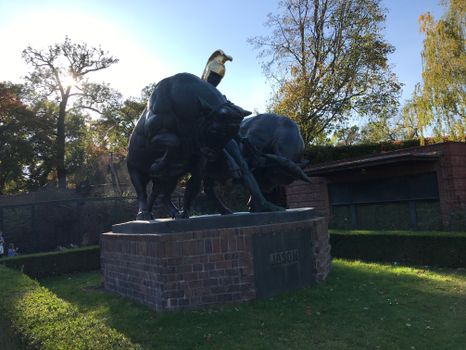 Leipzig Zoo Jason monument
