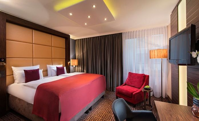 Hotel Palace Berlin.Business Doppelzimmer.hotels/0c0abdd1b24d0f429b97f7e6285e65651af6a0d1/room/hotel-palace-berlin-business-doppelzimmer-39860.jpg