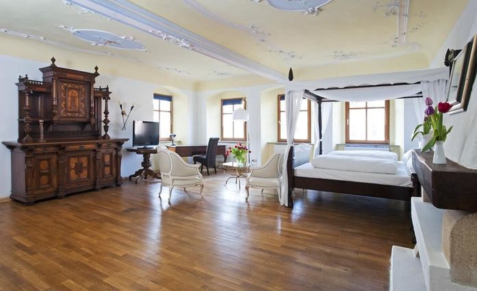 Hotel & Landgasthof Nürnberger Hof.Suite.hotels/7c32bc4537cb4c0dcf24282d63324814e08b9b71/room/hotel-and-landgasthof-nurnberger-hof-suite-53105.jpg