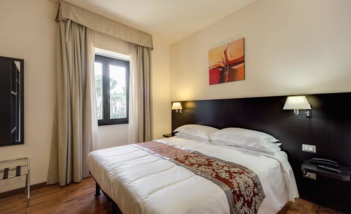 Europa Multi-Reiseschein.Doppelzimmer.hotels/a2c6dadf2fe2e6ba4046d8f9a9b58667e5cb2af1/room/europa-multi-reiseschein-doppelzimmer-13939.jpg
