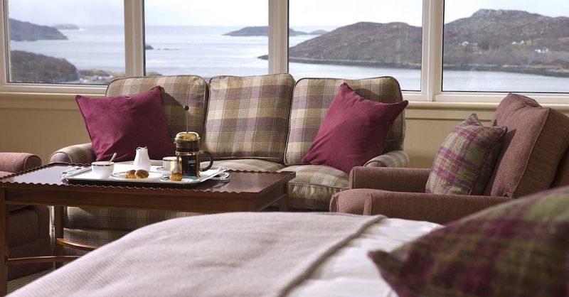 Inver Lodge Hotel In Lochinver - Book Accommodation On HotelFriend