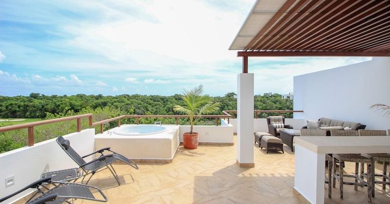 2301 East Calypso Penthouse Corner Unit. Views for Miles, All new in ...