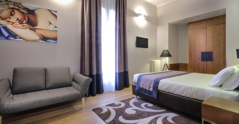 Antico Centro Suites in Florence: book accommodation on HotelFriend