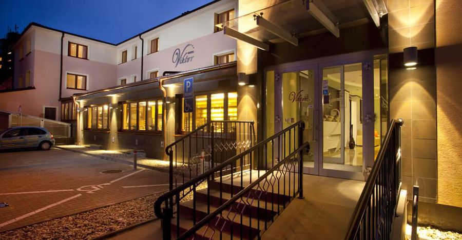 Viktor Hotel