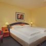 H4 Hotel Leipzig.Doppelzimmer.hotels/056776ffe4ce3132b4853fc7b9b6c7f241d67f53/room/h4-hotel-leipzig-doppelzimmer-27187.jpg