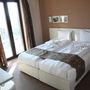 Milano Hotel Burgas.Doppelzimmer.hotels/1fad6adbc304c3b23c6c4f560d0c7808c9096d14/room/milano-hotel-burgas-doppelzimmer-97716.jpg