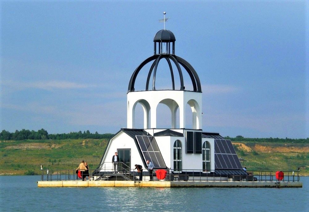 The Floating Church Vineta