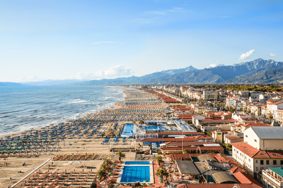 Beaches Of Viareggio Tuscany Italy Photos Rooms And Prices For